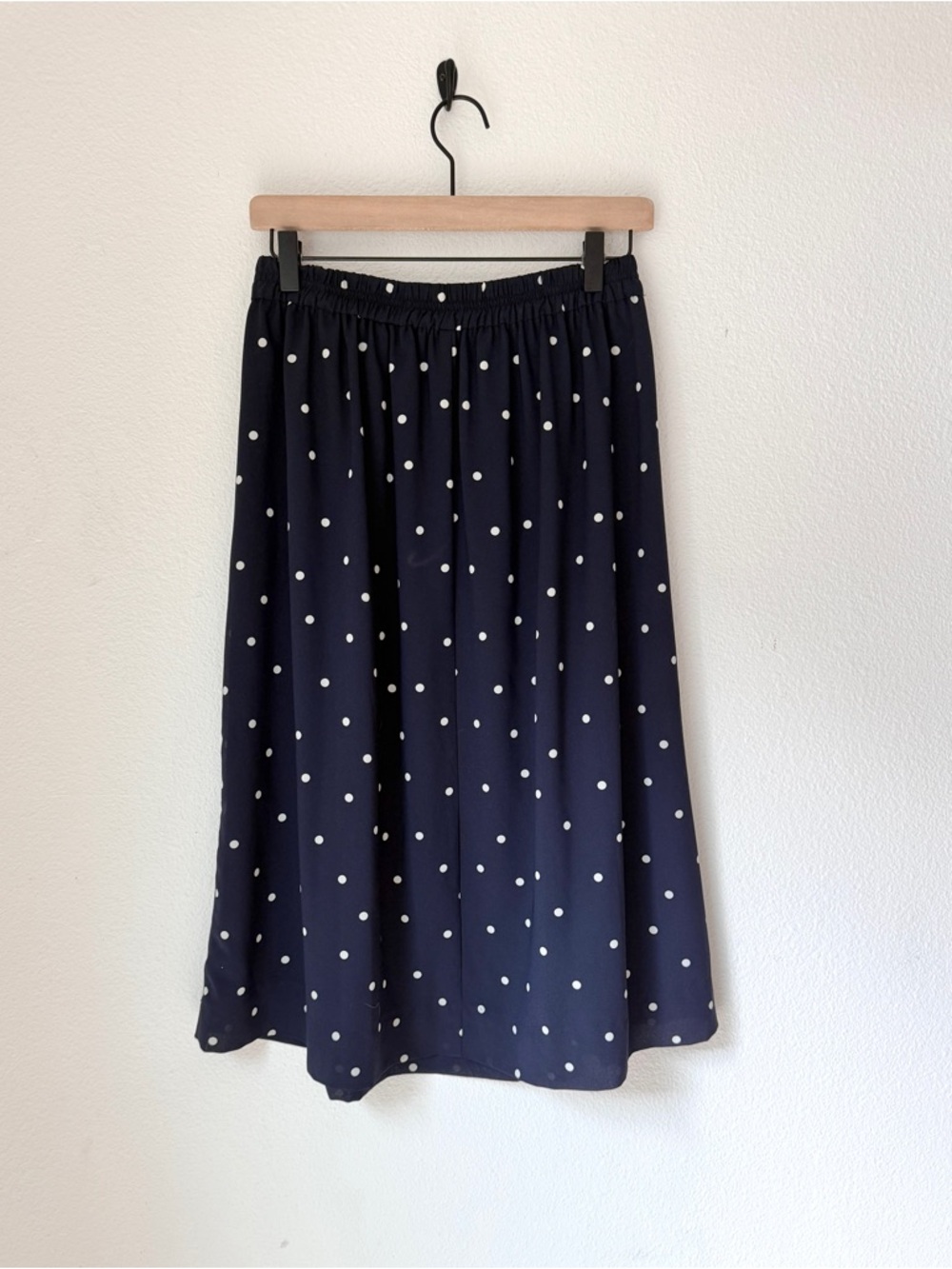 J.Crew Navy Polka Dot Stretch-Waist Midi Skirt - 4 - Like New - Picture 2 of 8